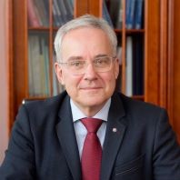 prof. dr hab. Maciej Słodkowski